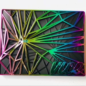 Urban Decay Vice 4 BNIB